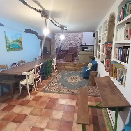 Escapada Rural Refugio De Ocen 10 Personas * La Hortezuela de Ocen