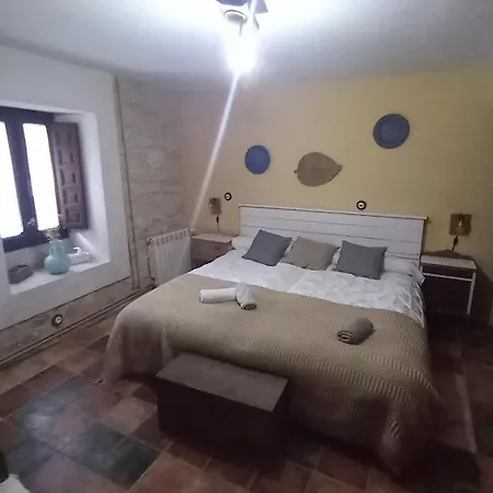Escapada Rural Refugio De Ocen 10 Personas Сasa de vacaciones